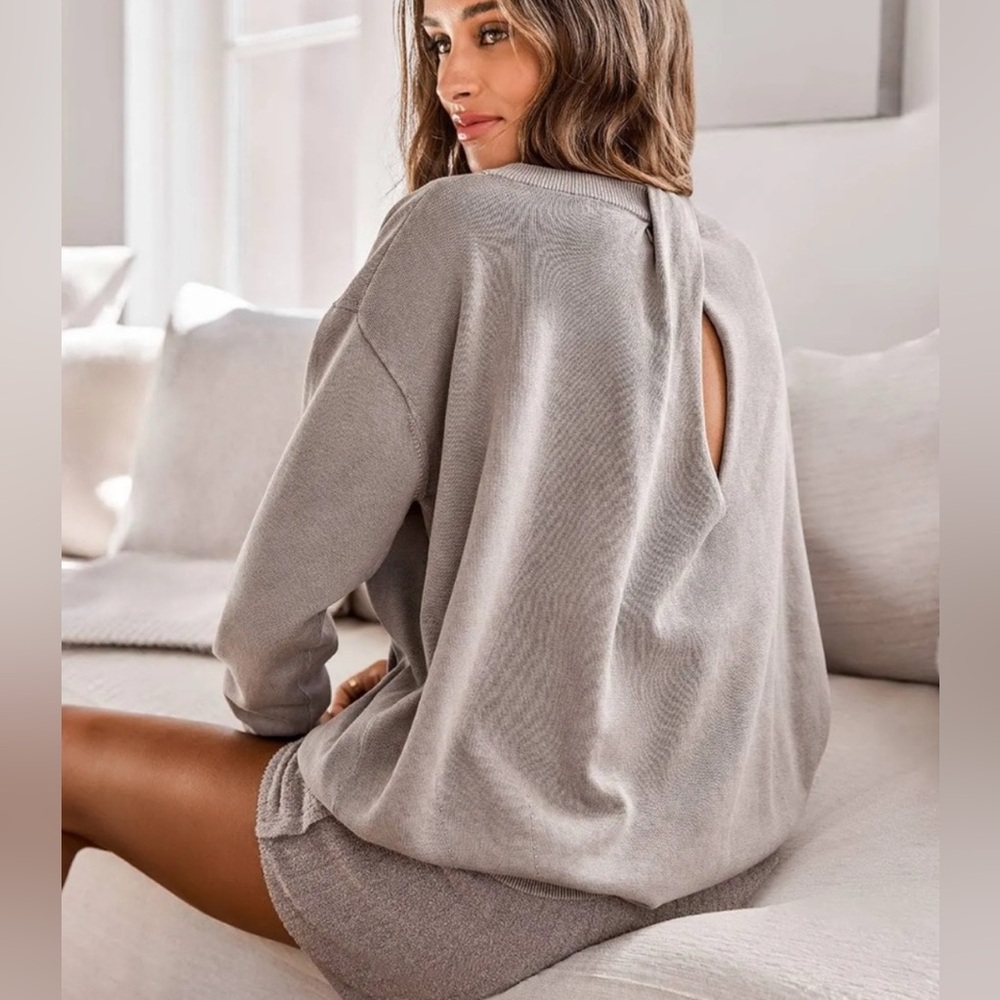 Barefoot Dreams Cozy Sunbleached Drape Open Back Pullover Sweater Size M